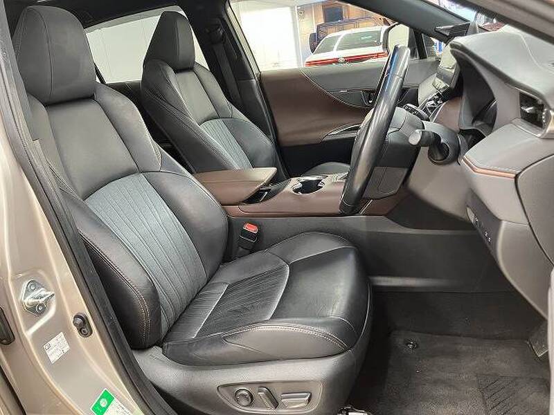 TOYOTA HARRIER HYBRID