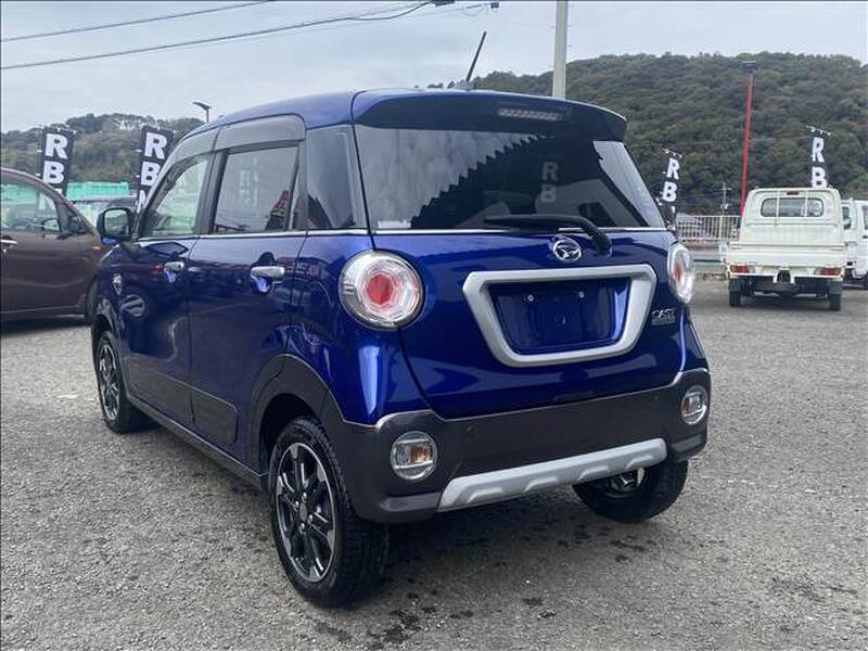 DAIHATSU CAST