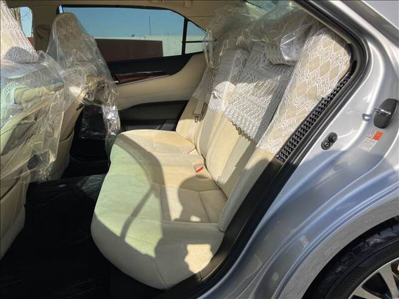 TOYOTA CROWN MAJESTA