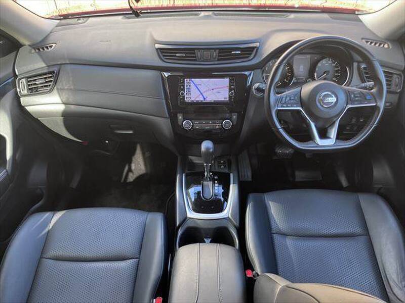 NISSAN X-TRAIL
