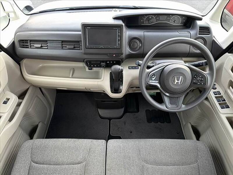 HONDA N-BOX