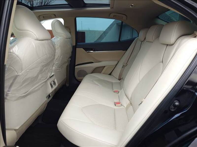 TOYOTA CAMRY