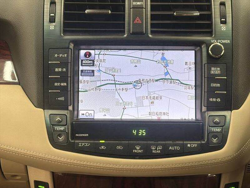 TOYOTA CROWN ROYAL
