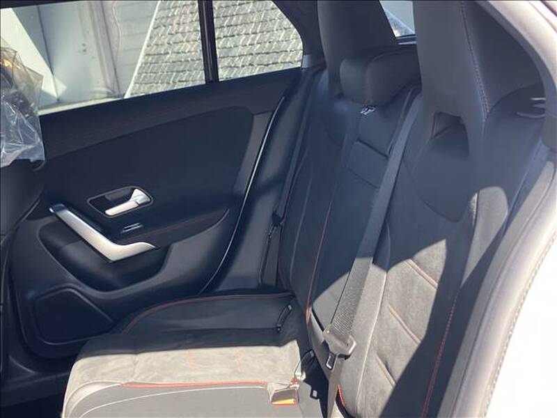 MERCEDES BENZ CLA-CLASS