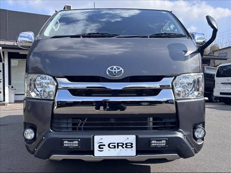 TOYOTA REGIUS ACE VAN