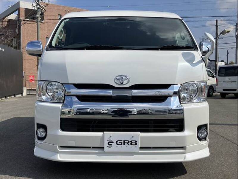 TOYOTA HIACE WAGON