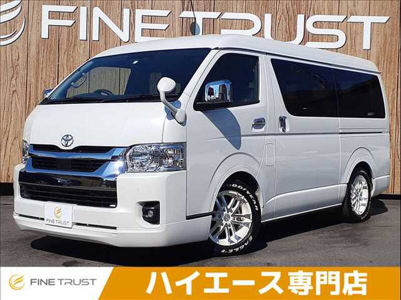 TOYOTA HIACE WAGON