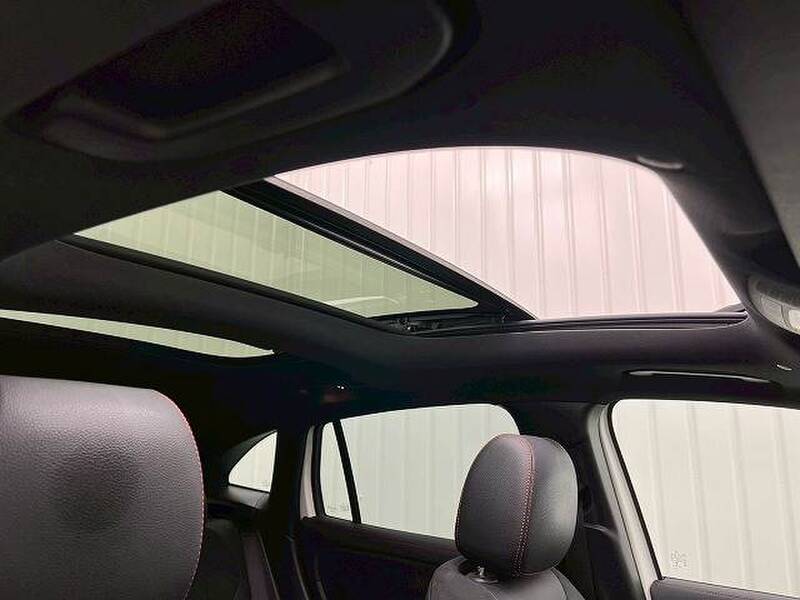 MERCEDES BENZ GLA-CLASS