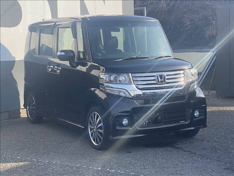 HONDA N-BOX