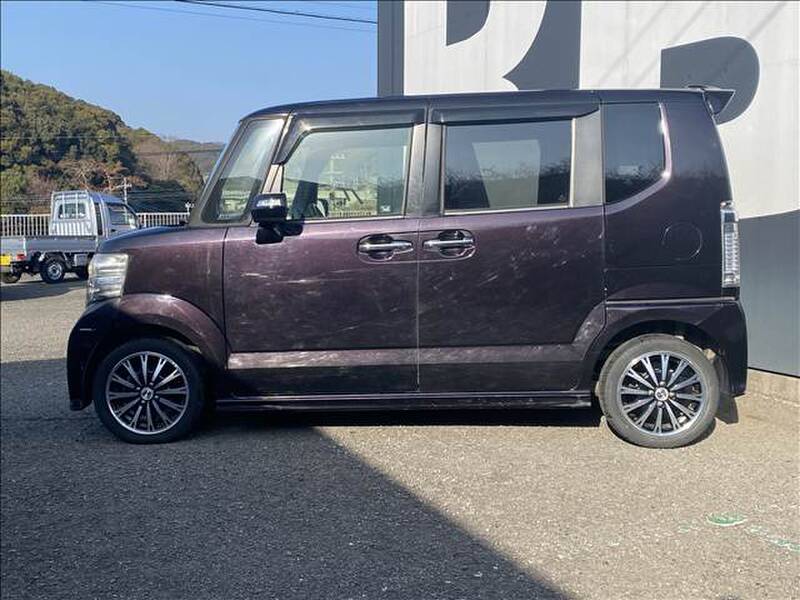 HONDA N-BOX