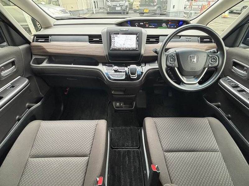 HONDA FREED HYBIRD