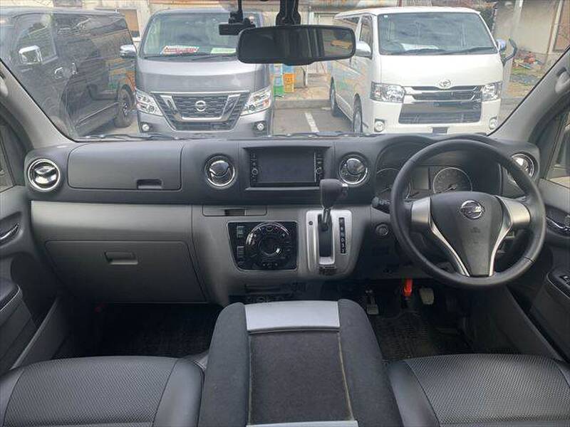 NISSAN NV350 CARAVAN WAGON