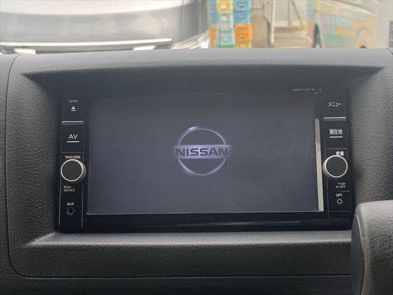 NISSAN NV350 CARAVAN WAGON