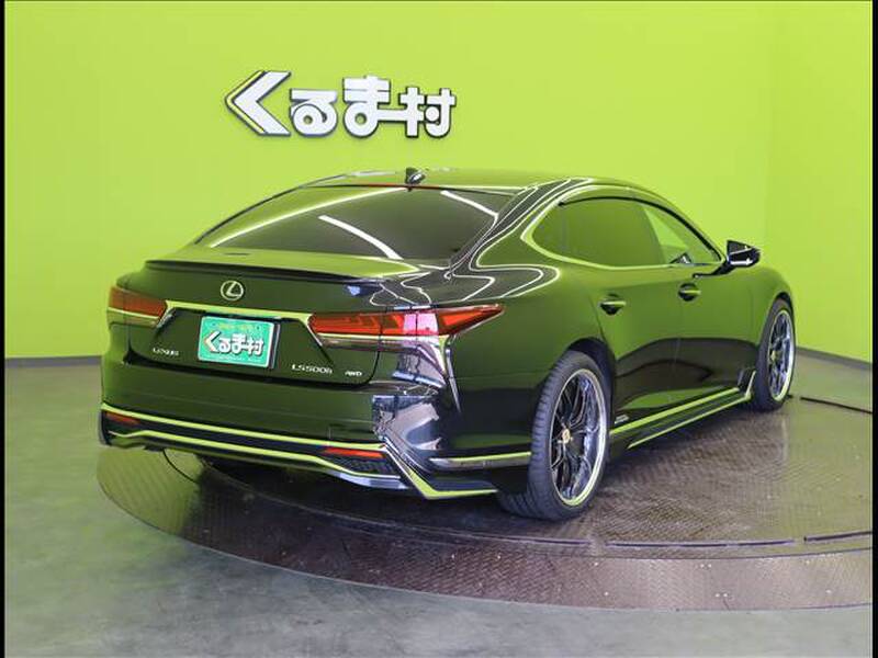 LEXUS LS