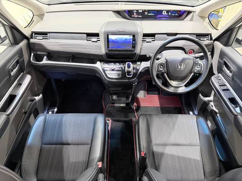 HONDA FREED HYBIRD