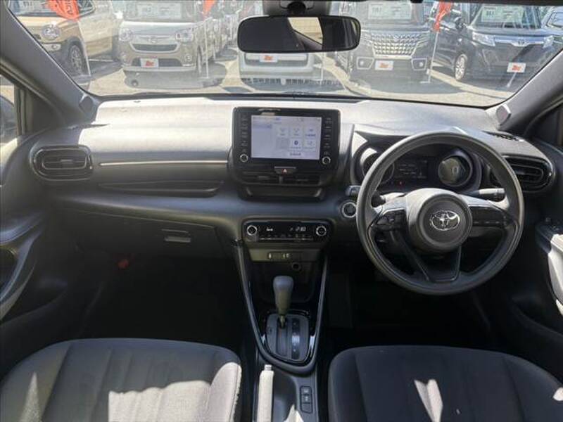 TOYOTA YARIS