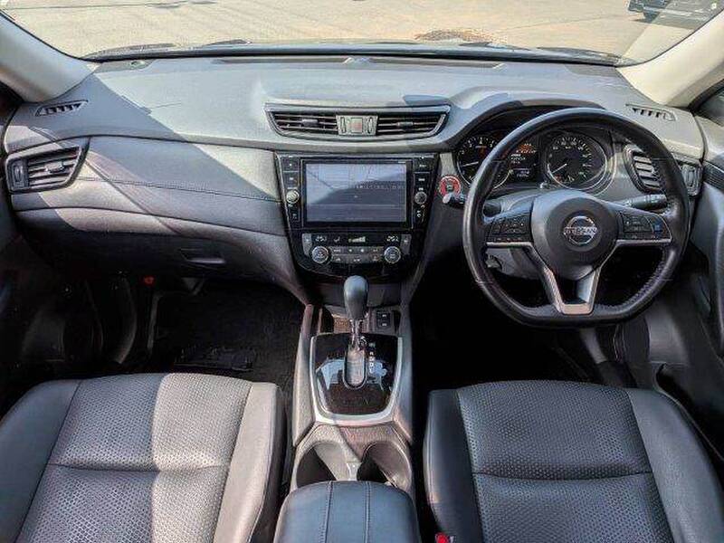 NISSAN X-TRAIL