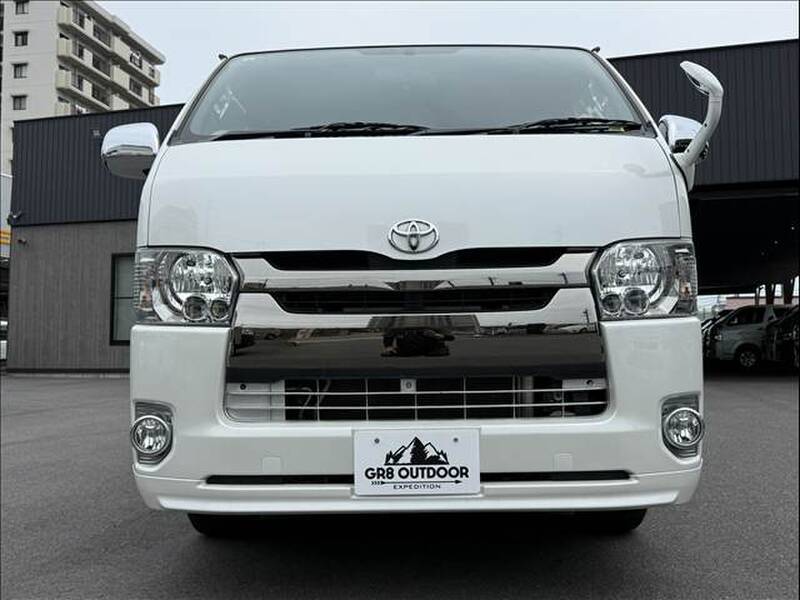 TOYOTA REGIUS ACE VAN