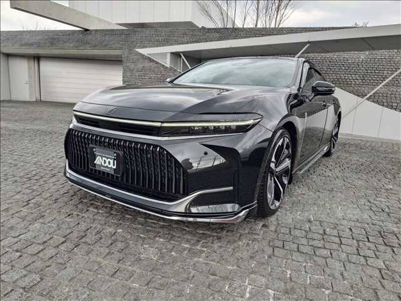TOYOTA CROWN