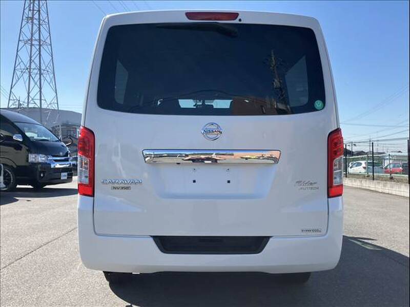 NISSAN NV350 CARAVAN VAN