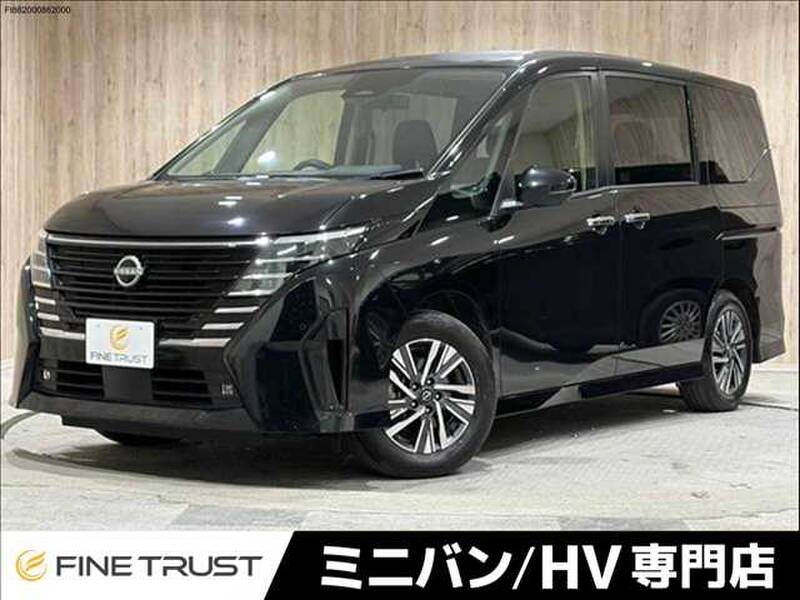 NISSAN SERENA