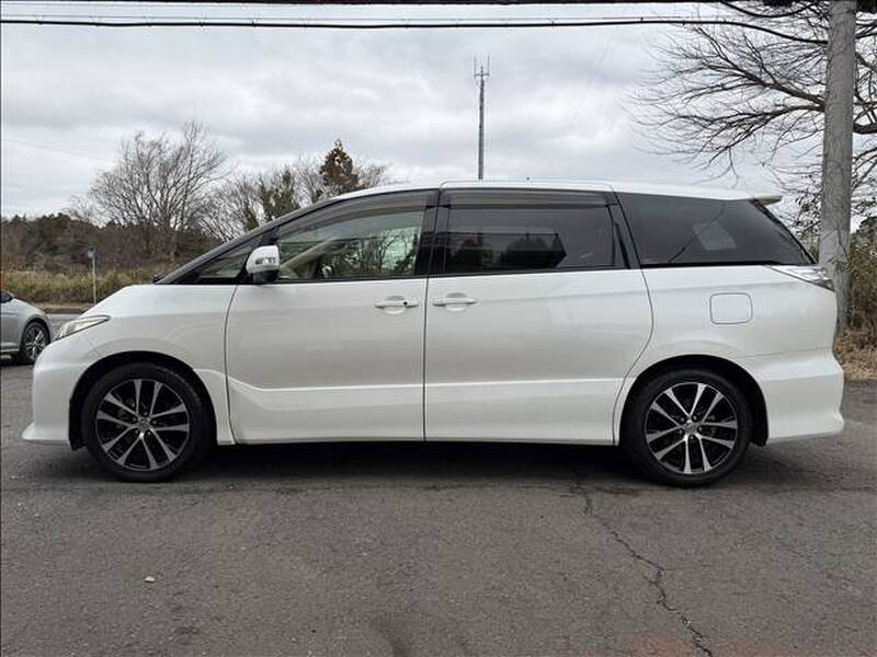 TOYOTA ESTIMA (PREVIA)