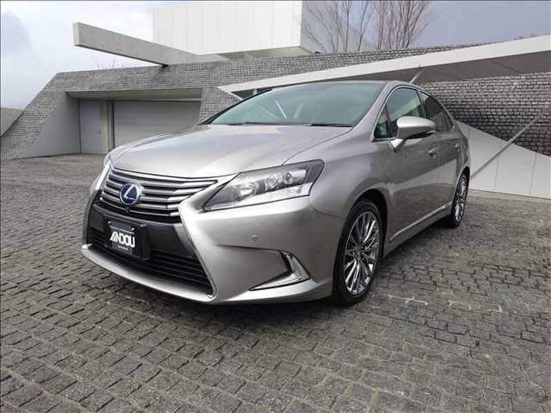 LEXUS HS