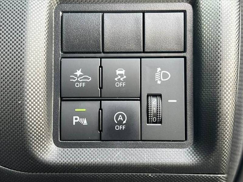 DAIHATSU ROCKY