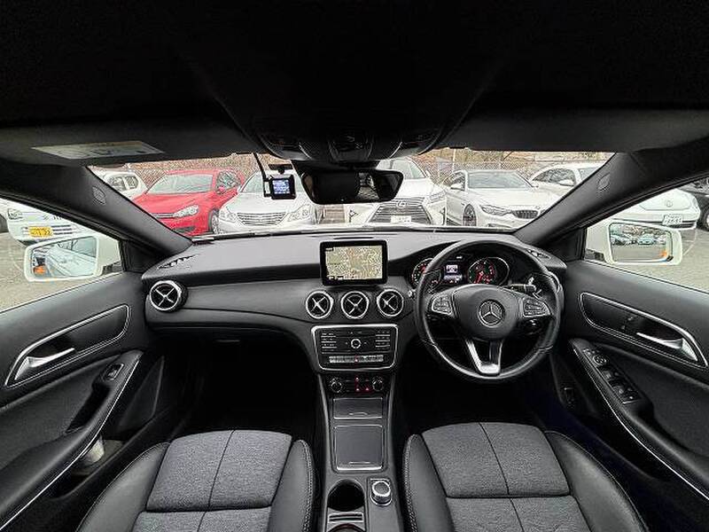 MERCEDES BENZ GLA-CLASS