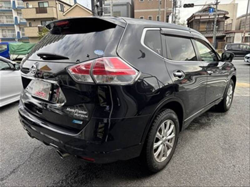 NISSAN X-TRAIL