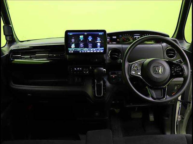 HONDA N-BOX