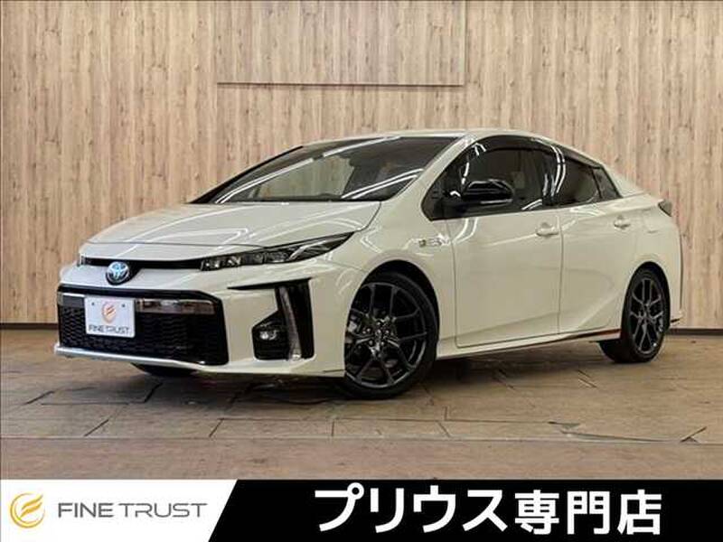 TOYOTA PRIUS PHV