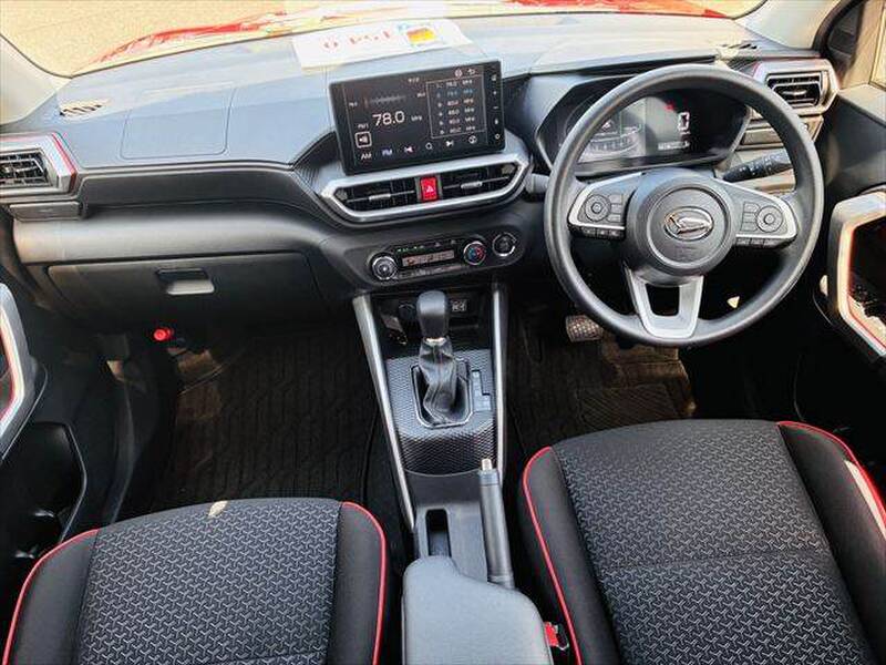 DAIHATSU ROCKY