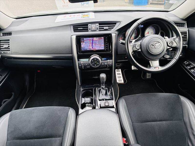 TOYOTA MARK X