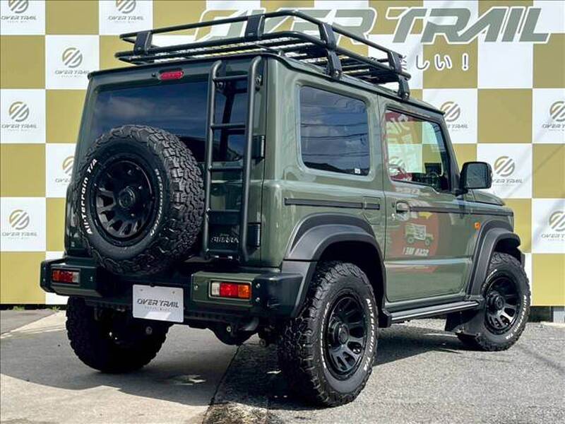 SUZUKI JIMNY SIERRA