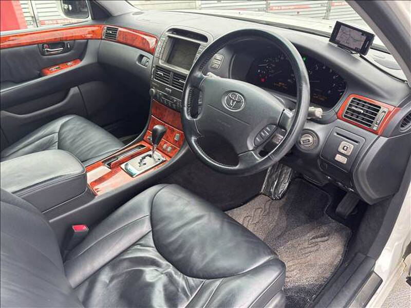 TOYOTA CELSIOR (LEXUS LS400)
