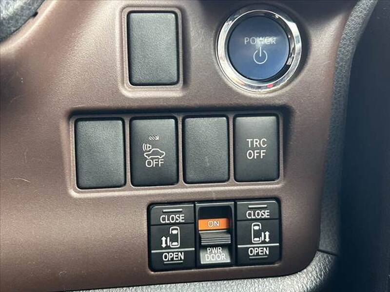 TOYOTA ESQUIRE