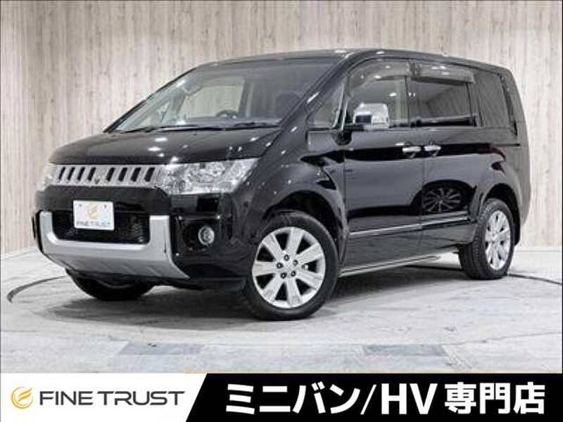 MITSUBISHI DELICA D5