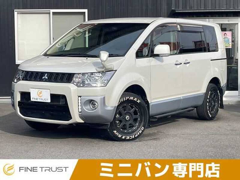 MITSUBISHI DELICA D5