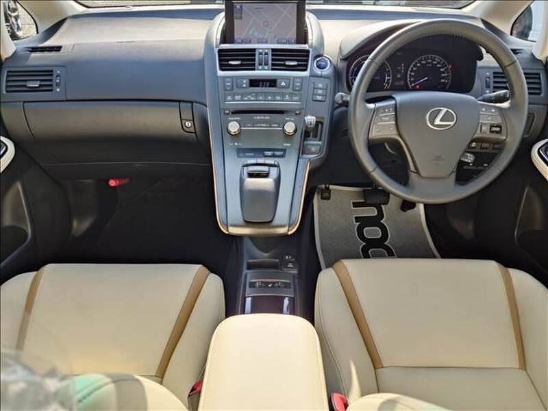 LEXUS HS