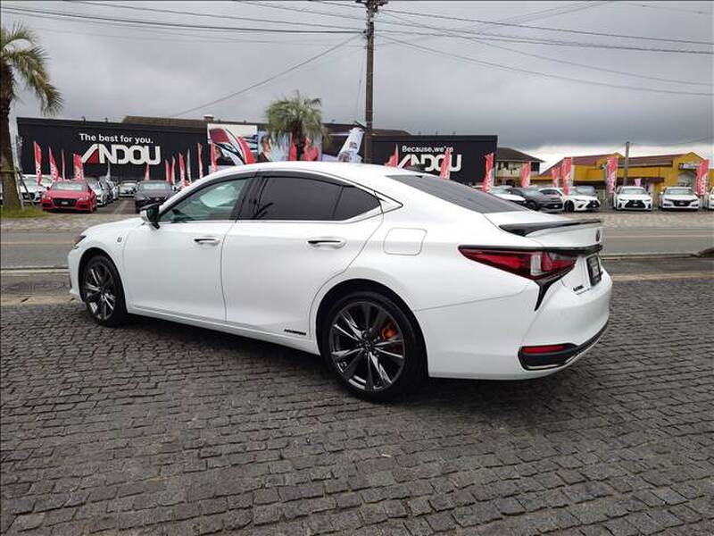 LEXUS ES