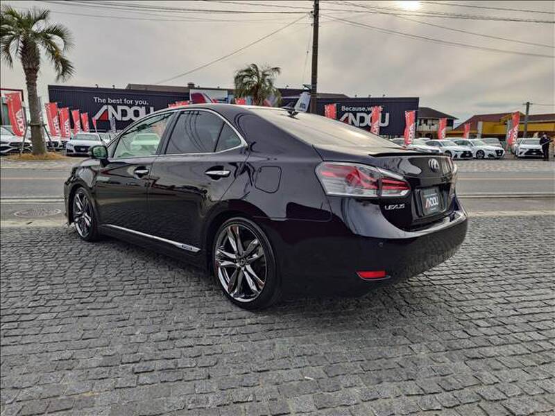 LEXUS HS