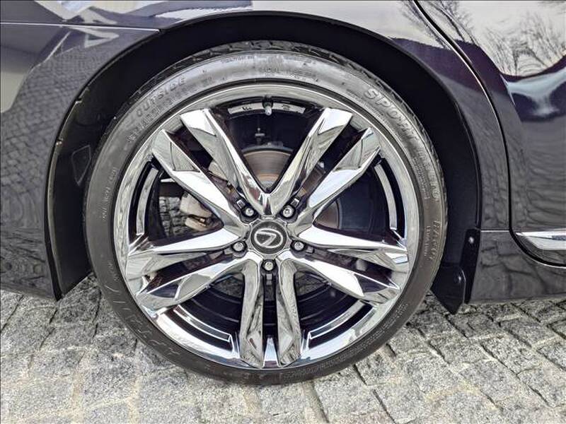 LEXUS HS