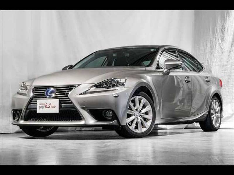 LEXUS IS