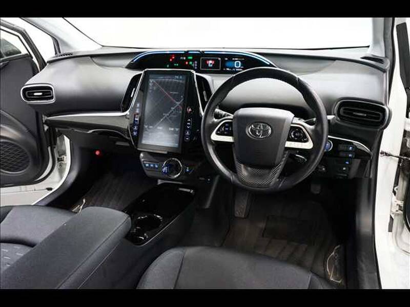 TOYOTA PRIUS PHV