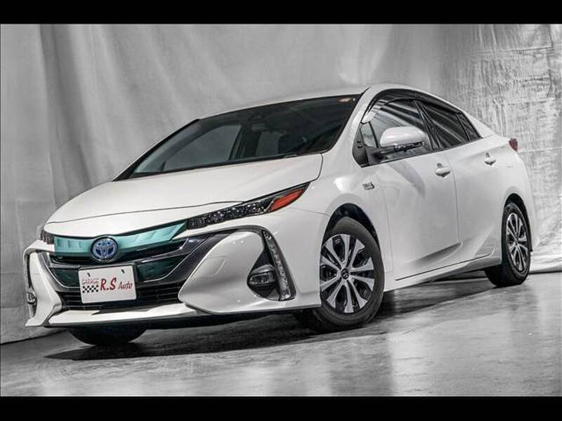 TOYOTA PRIUS PHV