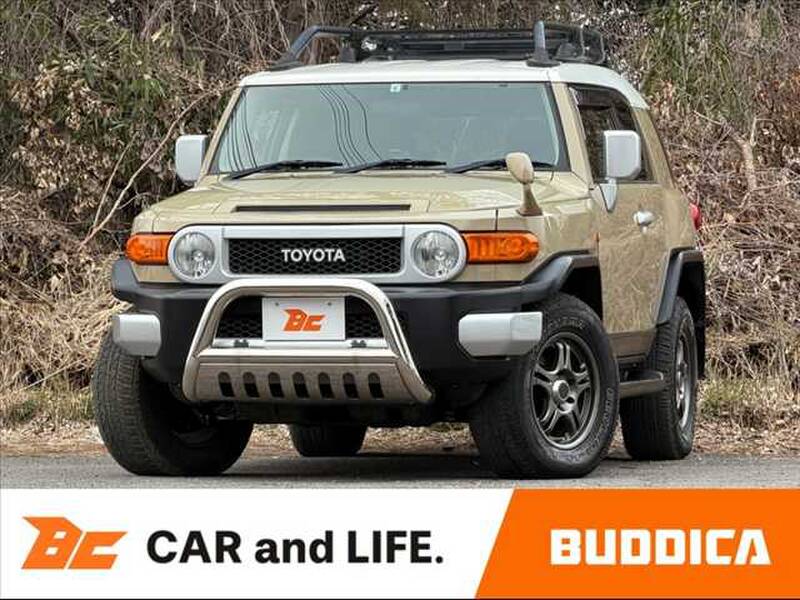 TOYOTA FJ CRUISER