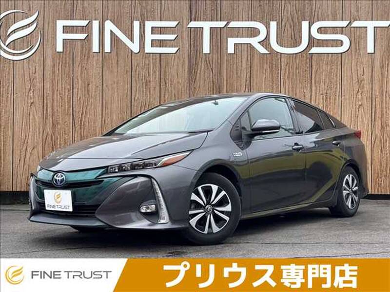 TOYOTA PRIUS PHV