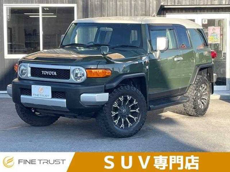 TOYOTA FJ CRUISER
