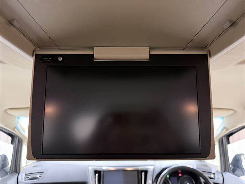 TOYOTA ALPHARD HYBRID